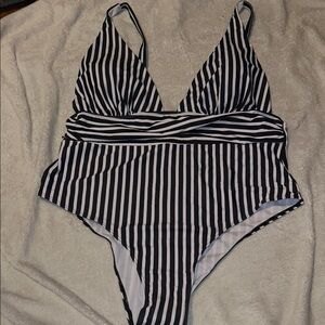 Source Unknown Black and White Striped One Piece Swimsuit